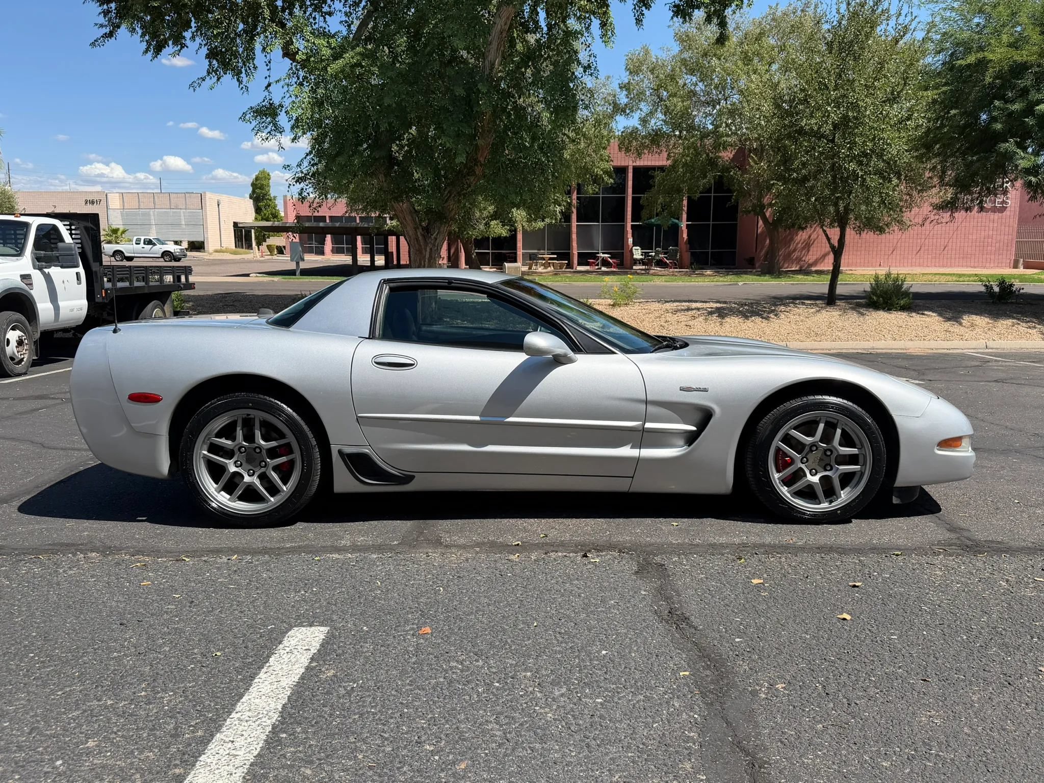 Used 2003 Chevrolet Corvette Z06 w/ Memory Package, 3 Drivers RWD image 10
