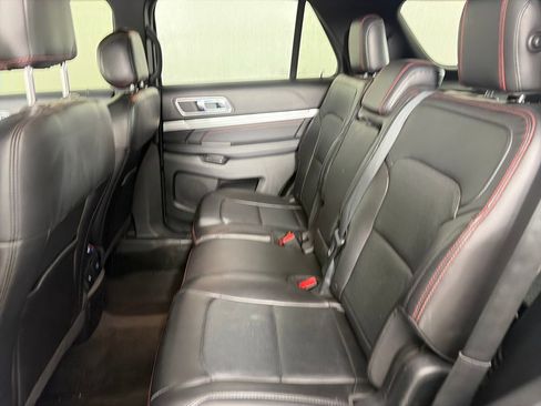 Used 2017 Ford Explorer Sport w/ Equipment Group 401A AWD/4WD image 13