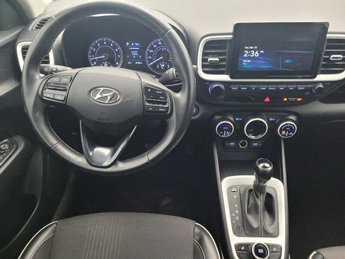 Used 2022 Hyundai Venue Limited w/ Cargo Package image 22