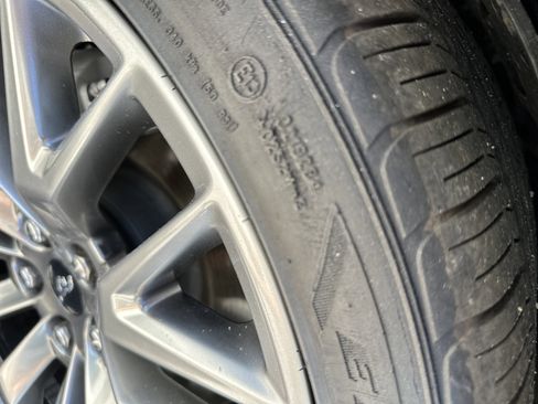 Used 2025 Ford Mustang GT Premium RWD image 8