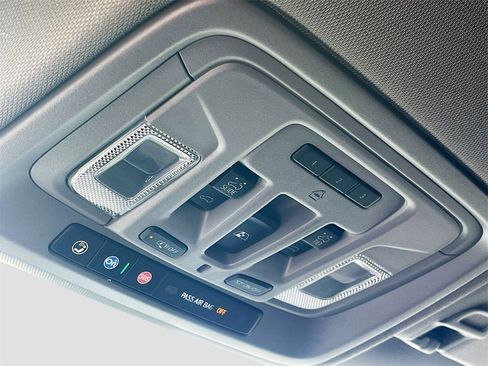 Used 2024 GMC Sierra 1500 Denali w/ Denali Reserve Package image 21