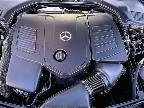 Used 2023 Mercedes-Benz C 300 4MATIC Sedan image 30