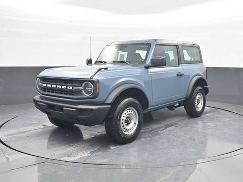New 2025 Ford Bronco 2-Door image 4