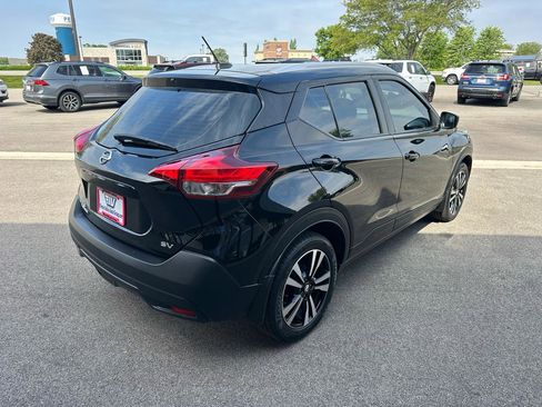 Used 2019 Nissan Kicks SV FWD image 7