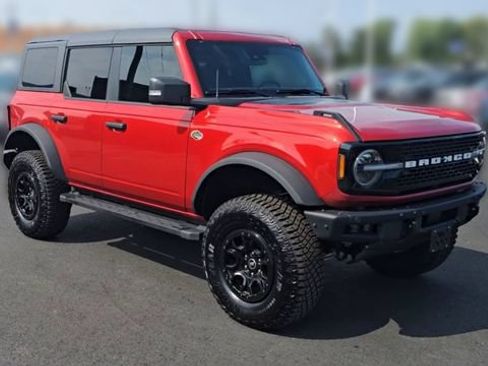 Certified 2024 Ford Bronco Wildtrak AWD/4WD image 3