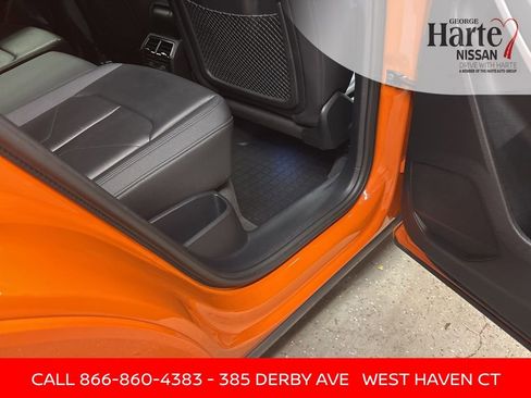 Used 2023 Audi Q3 2.0T Premium image 32