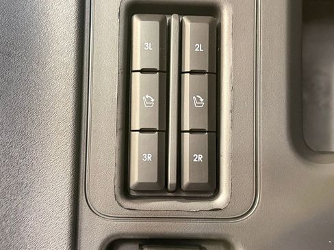 New 2026 Lincoln Navigator Premiere AWD/4WD image 39