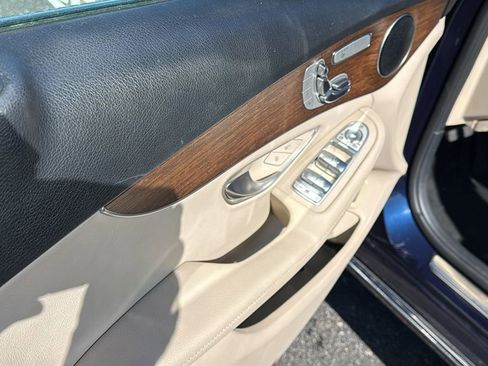Used 2020 Mercedes-Benz C 300 4MATIC Sedan image 19