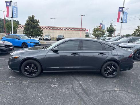 New 2025 Honda Accord SE image 4