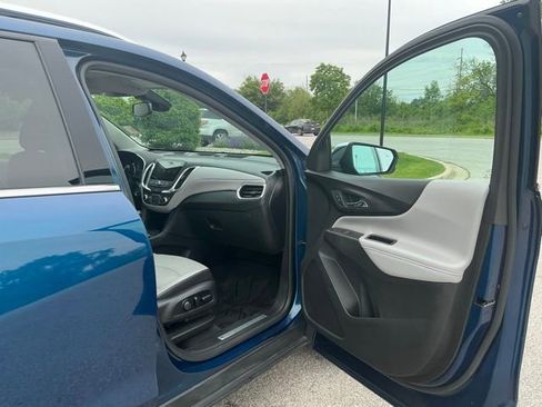 Used 2020 Chevrolet Equinox Premier AWD/4WD image 17