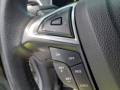 Used 2023 Ford Edge SEL w/ Convenience Package AWD/4WD image 16