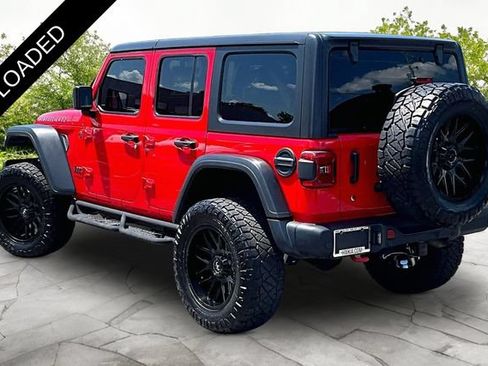 Used 2018 Jeep Wrangler Unlimited Rubicon w/ Dual Top Group AWD/4WD image 11