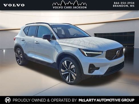 New 2026 Volvo XC40 B5 Ultra w/ Protection Package Premier AWD/4WD image 1