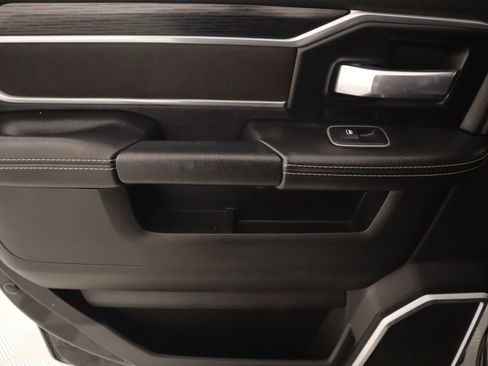 Used 2024 RAM 2500 Laramie w/ Night Edition image 18