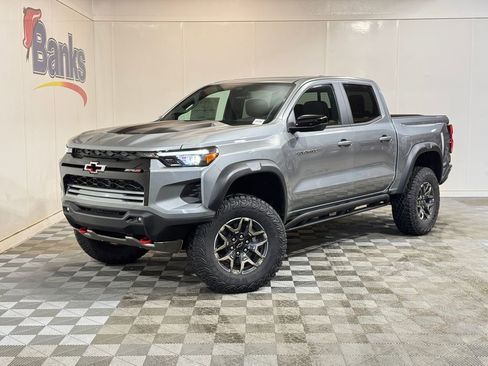 New 2026 Chevrolet Colorado ZR2 AWD/4WD image 2