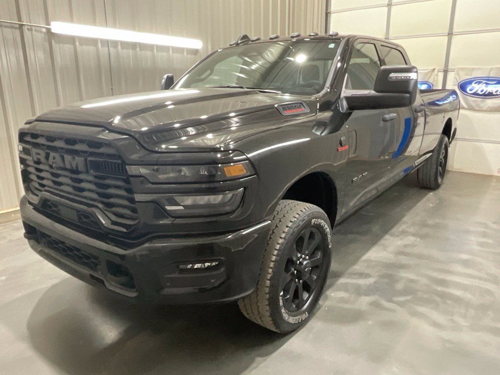 Used 2026 RAM 3500 Big Horn AWD/4WD image 3