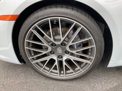 Certified 2024 Porsche 911 Carrera image 34