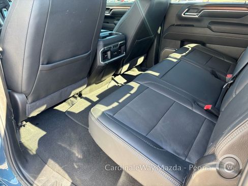 Used 2025 GMC Sierra 3500 Denali w/ Technology Package AWD/4WD image 27