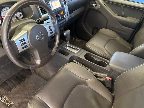 Used 2017 Nissan Frontier PRO-4X w/ Pro-4x Luxury Package image 9