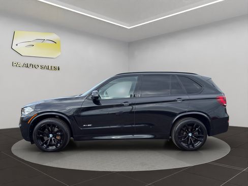 Used 2017 BMW X5 xDrive50i image 4
