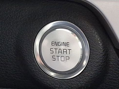 Used 2024 Kia Telluride S image 24