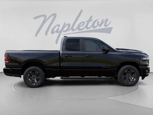 New 2026 RAM 1500 Express AWD/4WD image 23