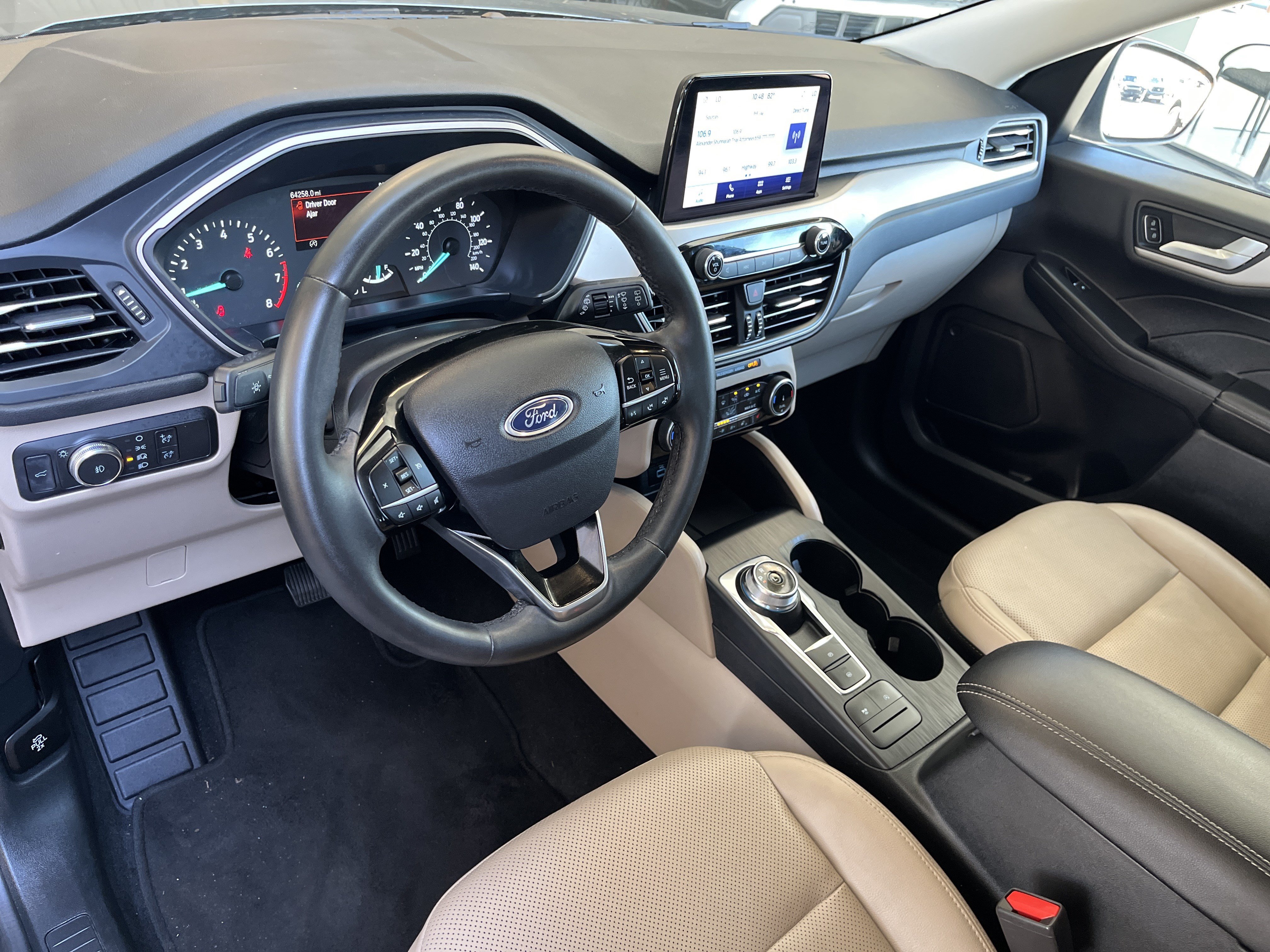 Used 2022 Ford Escape SEL AWD/4WD image 10