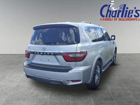 Used 2022 Nissan Armada SL w/ Captain's Chairs Package AWD/4WD image 4