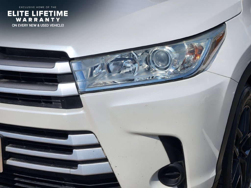 Used 2019 Toyota Highlander LE FWD image 8