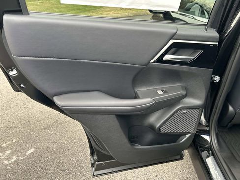 New 2026 Mitsubishi Outlander SE image 20