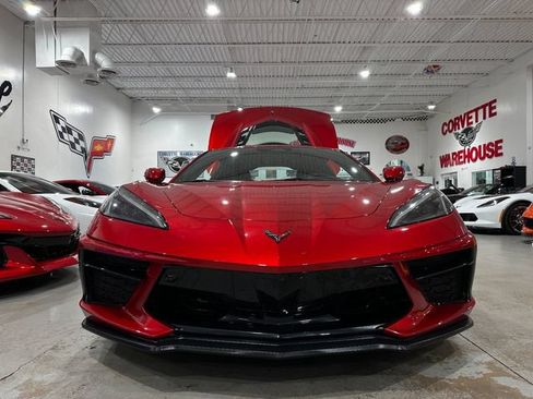 Used 2024 Chevrolet Corvette Stingray Premium Cpe w/ Z51 Performance Package RWD image 32