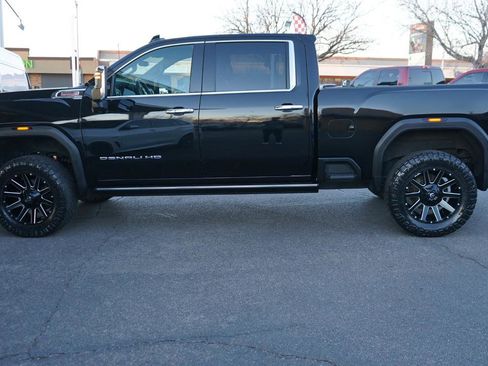 Used 2023 GMC Sierra 2500 Denali w/ Denali Ultimate Package image 6