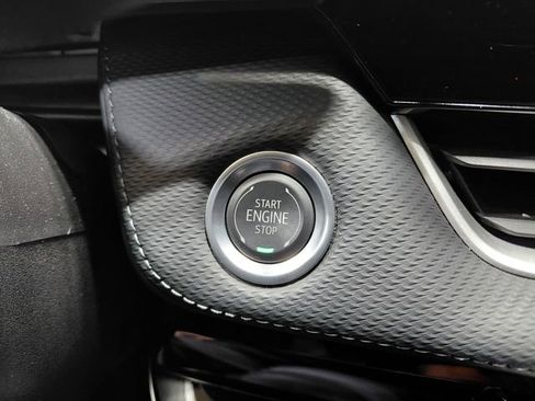 Used 2025 Chevrolet Equinox LT image 30