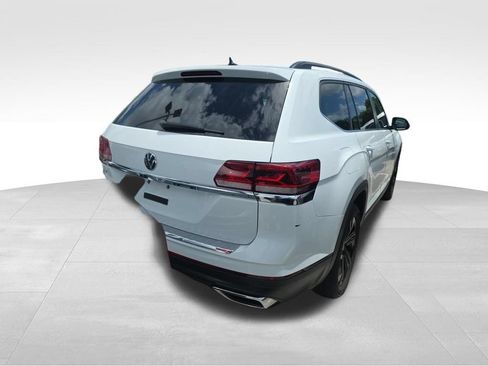 Used 2022 Volkswagen Atlas SE FWD image 3