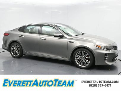 Used 2016 Kia Optima SX w/ Chrome Wheel Package
