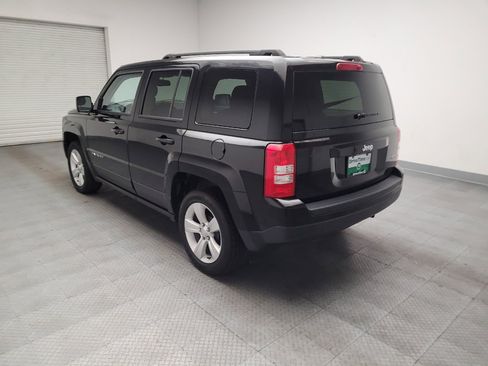 Used 2017 Jeep Patriot Latitude FWD image 5