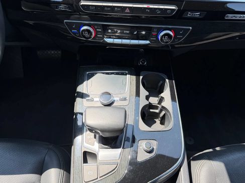 Used 2019 Audi Q7 3.0T Premium Plus w/ Premium Plus Package AWD/4WD image 31