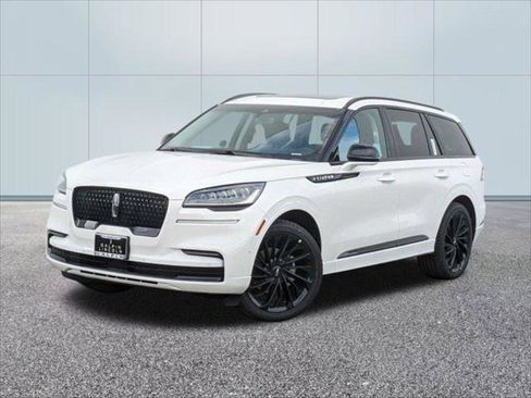 Used 2023 Lincoln Aviator Reserve w/ Equipment Group 201A AWD/4WD image 1