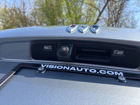 Used 2025 Buick Envision Preferred AWD/4WD image 16