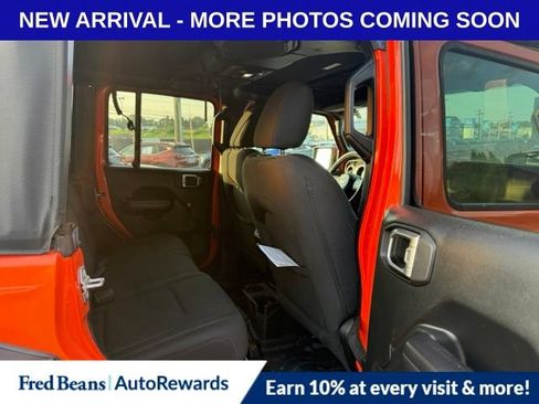 Used 2018 Jeep Wrangler Unlimited Sport S AWD/4WD image 10