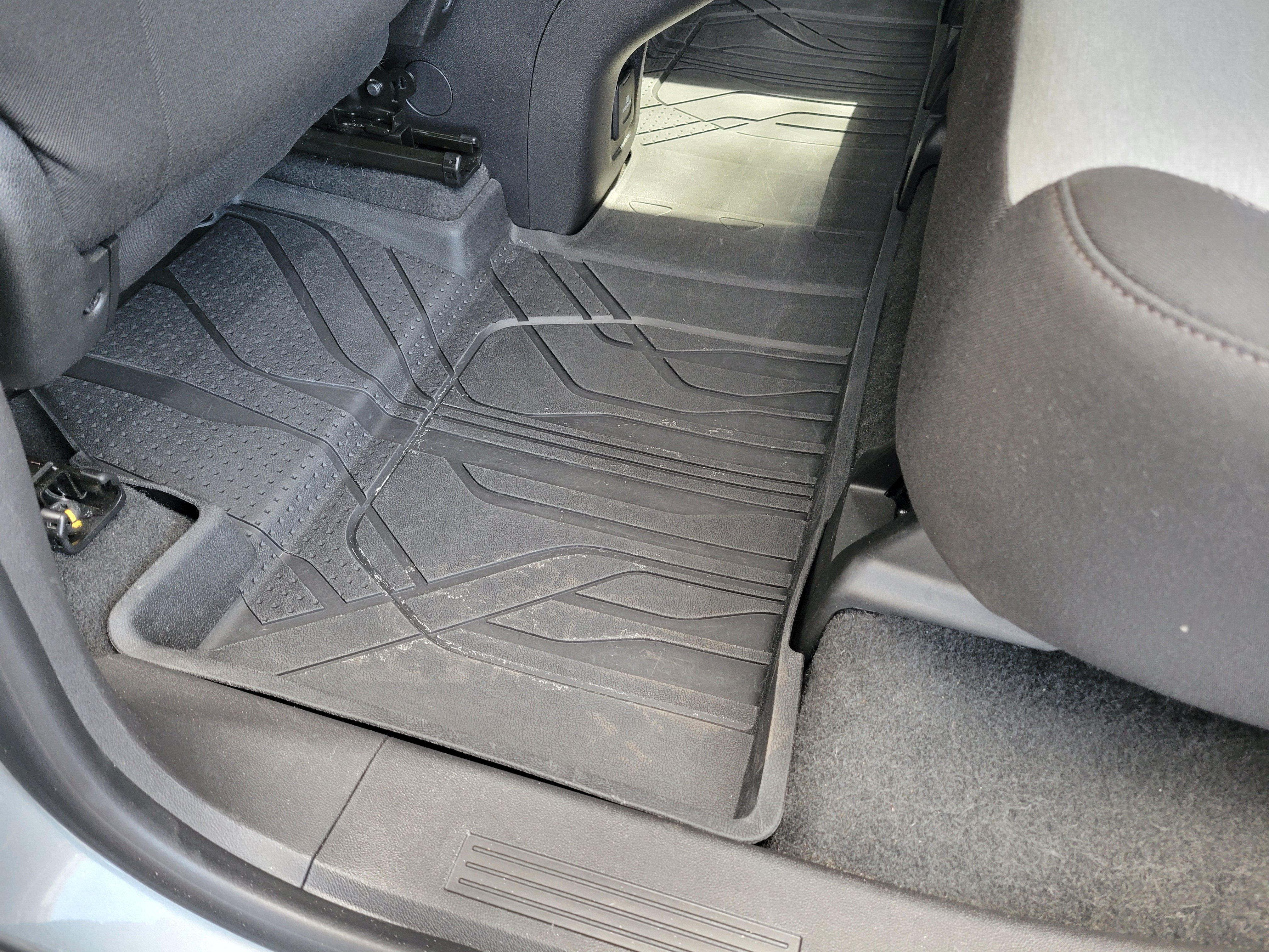 Used 2023 Chevrolet Equinox LT FWD image 35