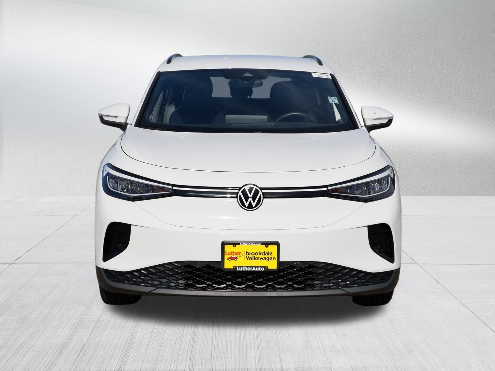 Used 2024 Volkswagen ID.4 2WD image 2