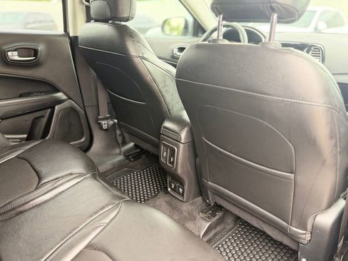 Used 2018 Jeep Compass Latitude w/ Popular Equipment Group AWD/4WD image 23