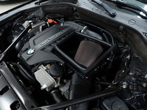 Used 2015 BMW 535i Gran Turismo xDrive image 38