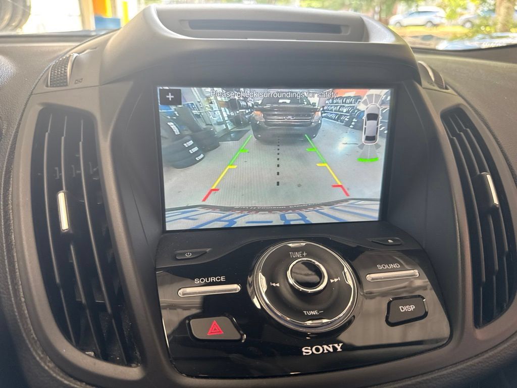Used 2018 Ford Escape Titanium FWD image 10