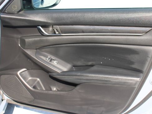 Used 2021 Honda Accord Sport image 18