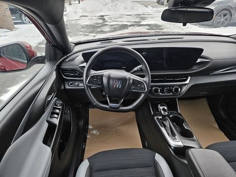 Certified 2024 Buick Envista Preferred w/ Convenience I Package image 17