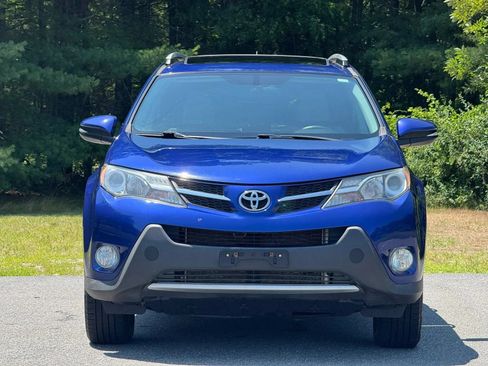 Used 2014 Toyota RAV4 XLE AWD/4WD image 4