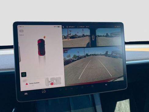 Used 2024 Tesla Model Y Long Range AWD/4WD image 14