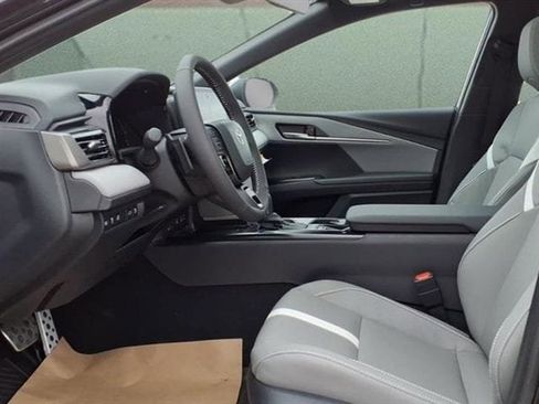 New 2026 Toyota Camry SE image 12